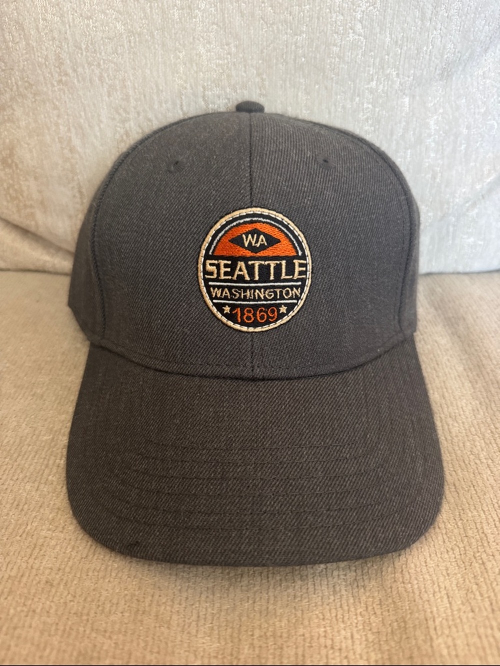 Seattle Washington Embroidered Patch Baseball Cap - Charcoal